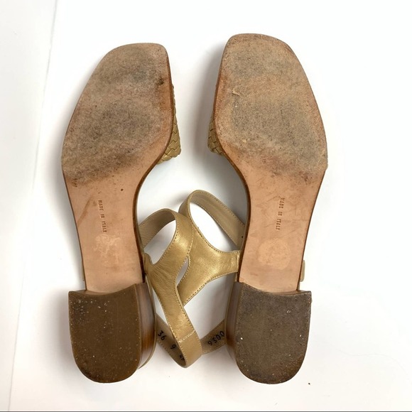 Vintage Salvatore Ferragamo tan metallic leather woven block heel sandals 9 - Picture 9 of 11